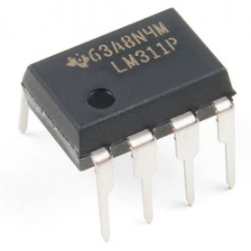 LM311 Voltage Comparator IC DIP-8 Package